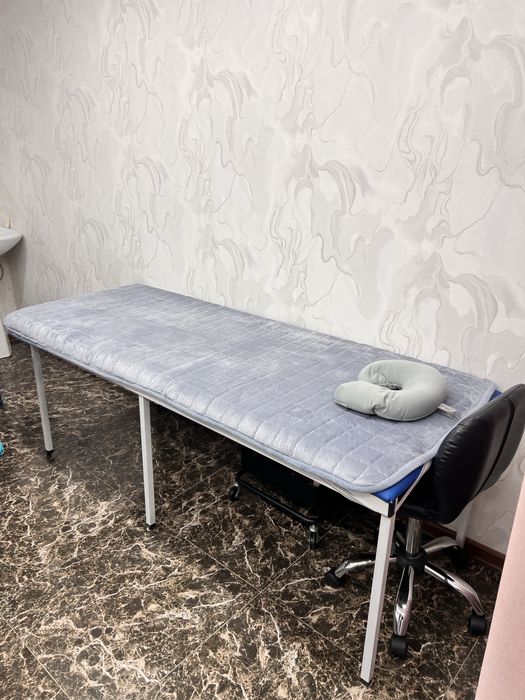 Продаётся кушетка для визажиста