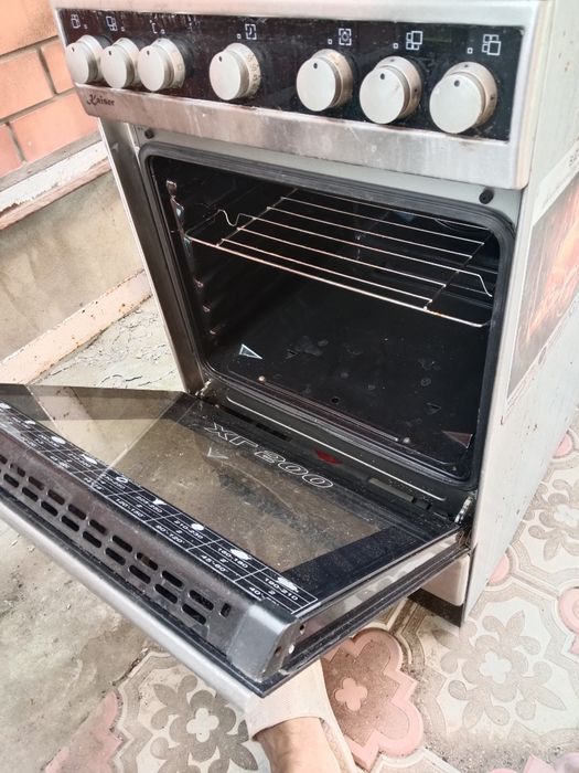 Продам газ плита. Торг уместен