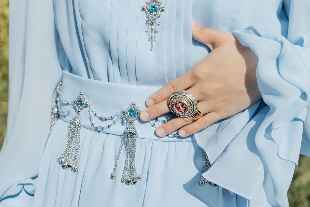 March17 сән үйінің шифон матадан тігілген көйлегі