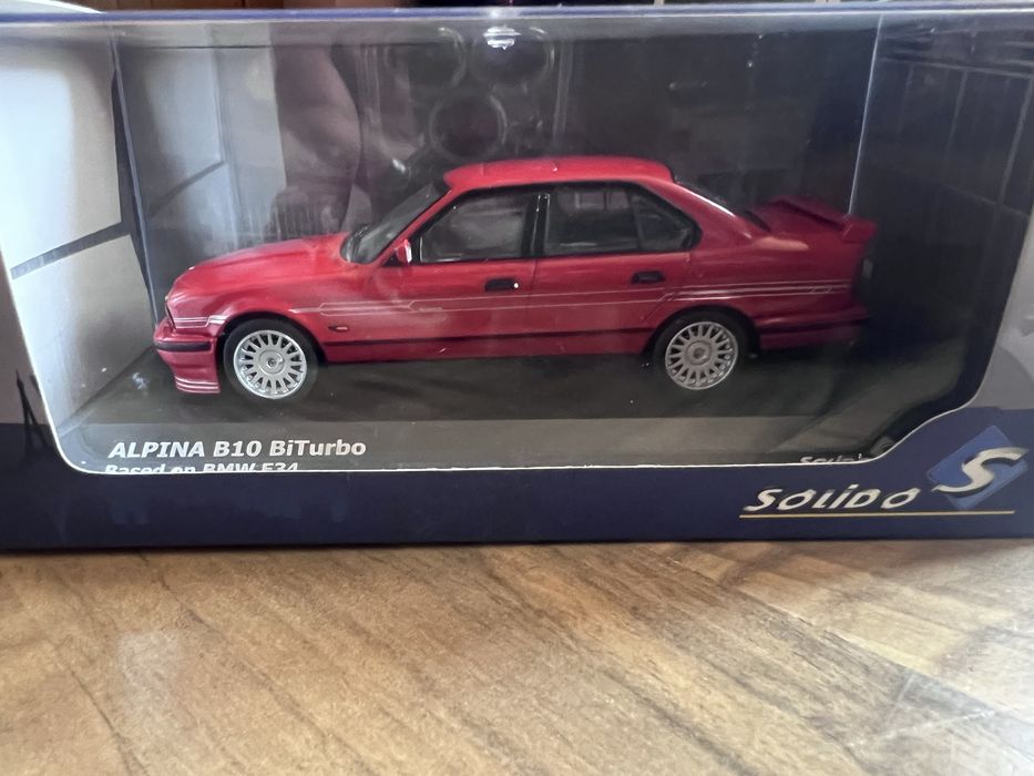 Метални колички мачбокс и hotwheels