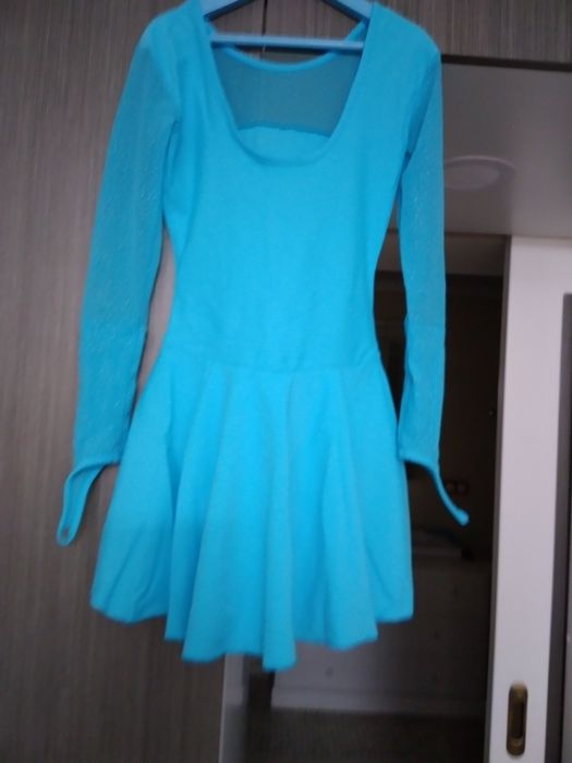 Продам купальник для танцев