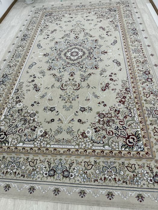 Продам ковер 3/2