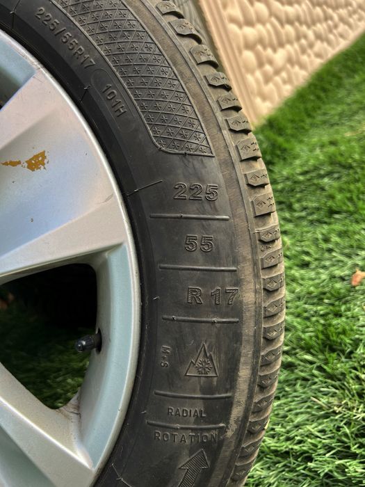 Vând Jante Originale BMW R17 Cu Cauciucuri Noi