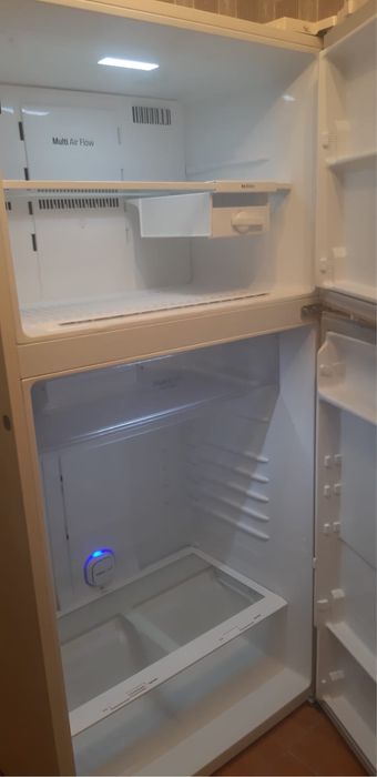 Холодильник LG астана