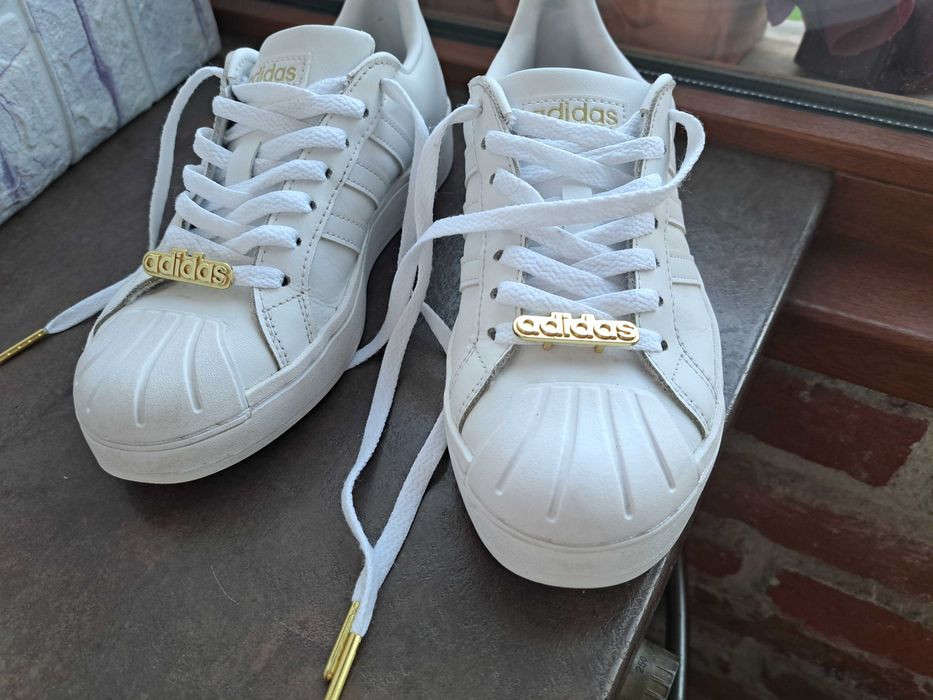 дамски кецове спортни обувки,маратонки Adidas ном.37.5