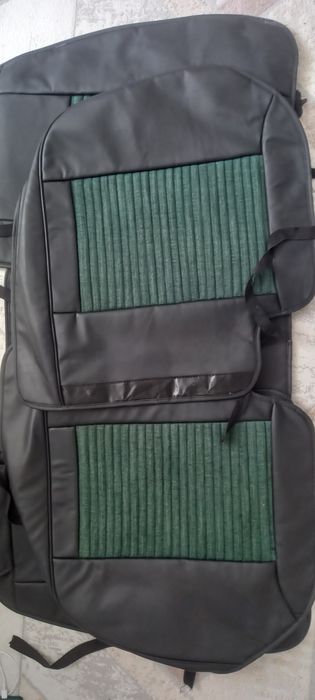 Продам комплект чехлов