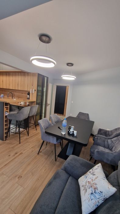 Продава се Тристаен апартамент в Варна, Колхозен пазар - 76 кв.м за 1879 €/кв.м - Снимка #2