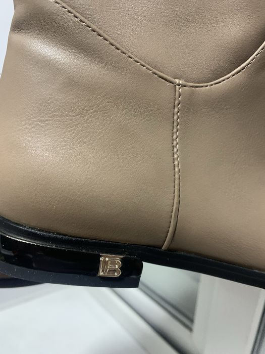 Продам деммсезонную обувь