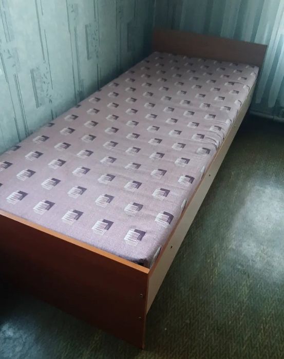 Кровать односпальная