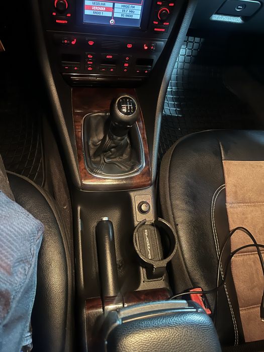 Ауди А6ц5 3.0 бензин