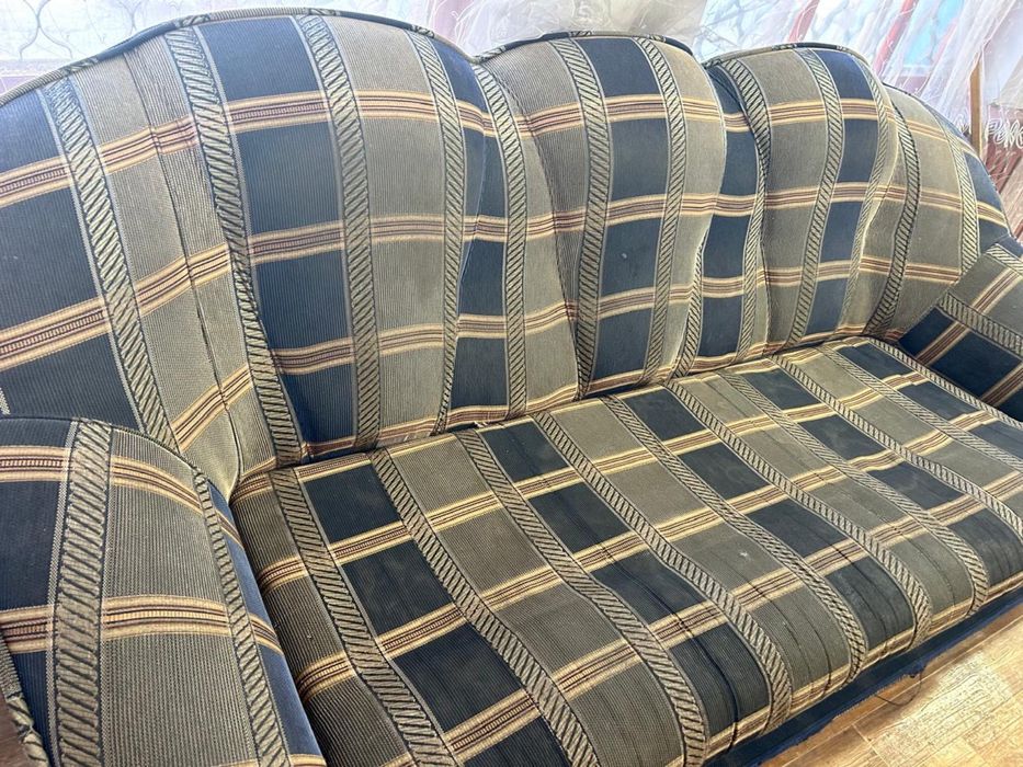 Отдам диван бесплатно