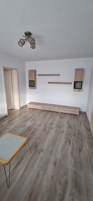 Apartament de închiriat