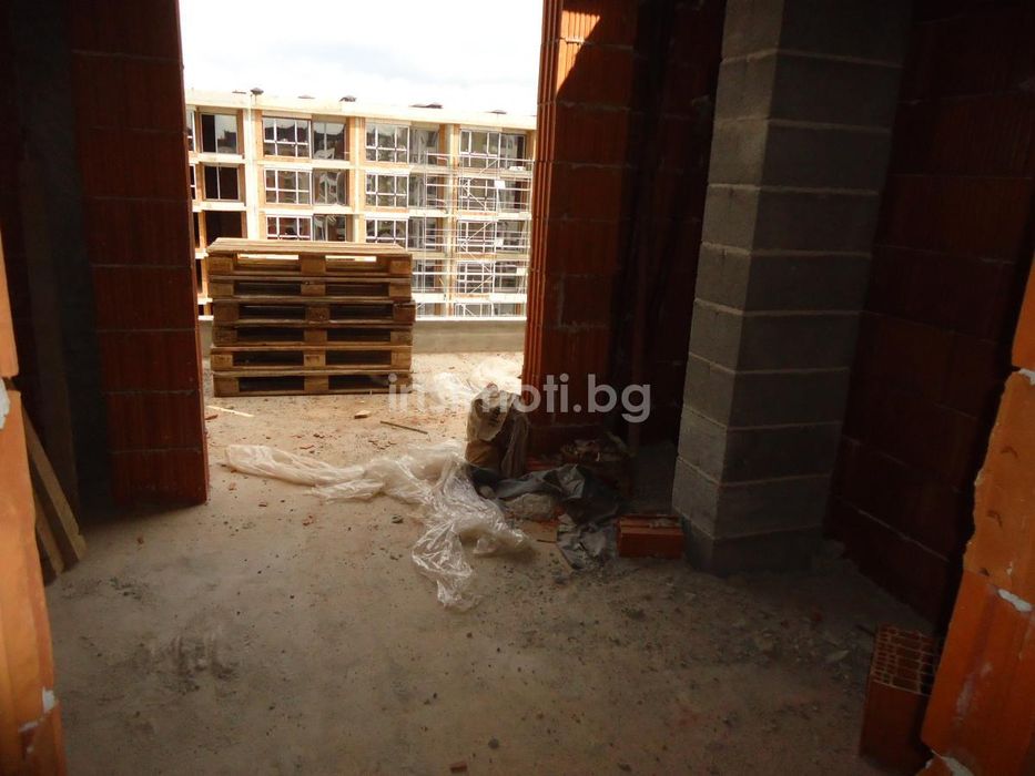 Продава се Тристаен апартамент в София, Студентски град - 141 кв.м за 1930 €/кв.м - Снимка #4