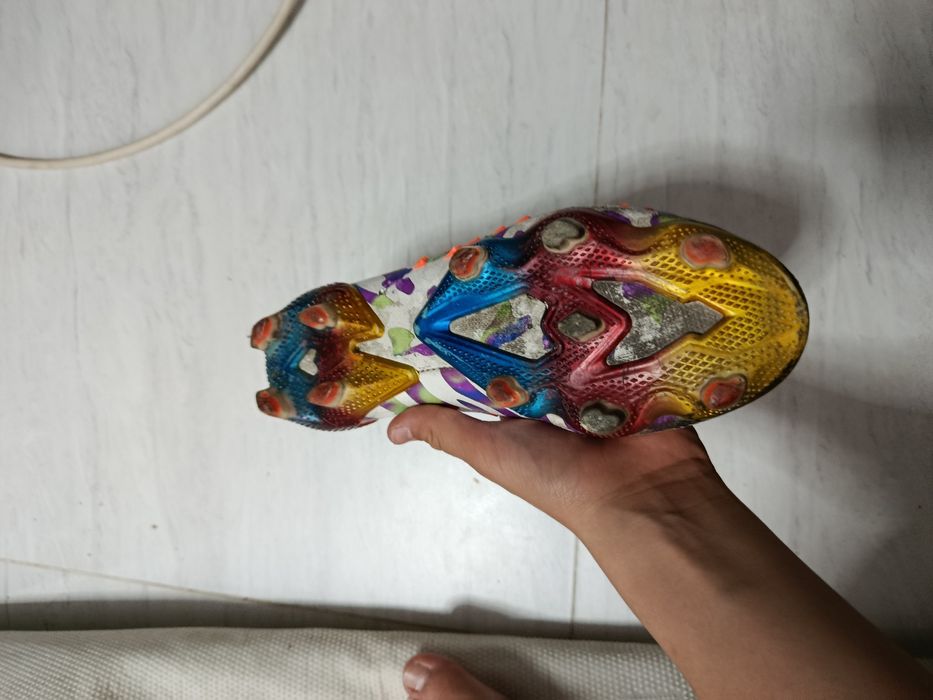 Бутсы   Predator