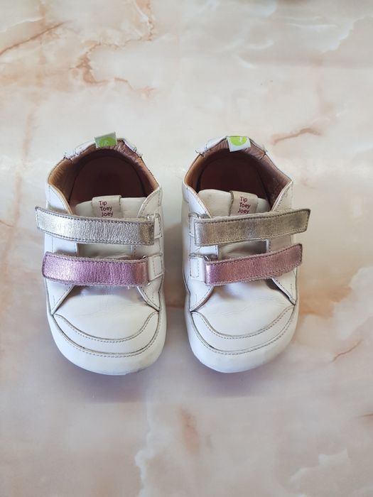 Боси обувки 23 номер