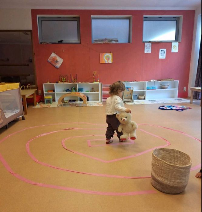 Дава се под наем Офис в София, Борово - 270 кв.м за 1275 € - Снимка #5