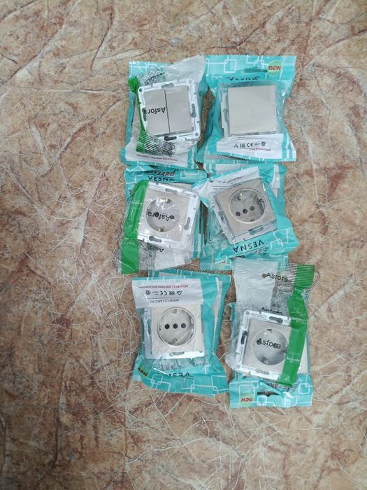 Выключатель, розетки