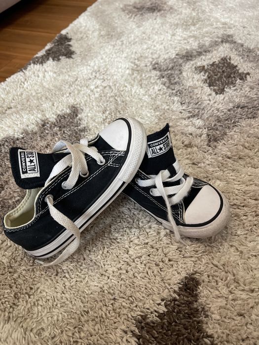 Converse marimea 25 in stare ff buna
