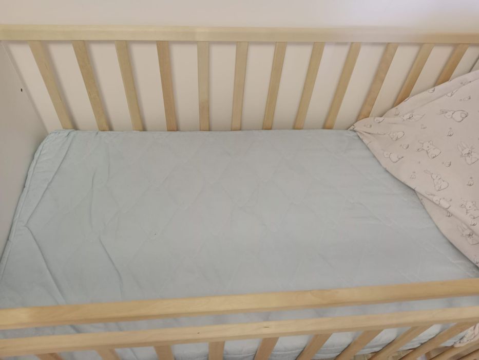 Продам детскую кроватку