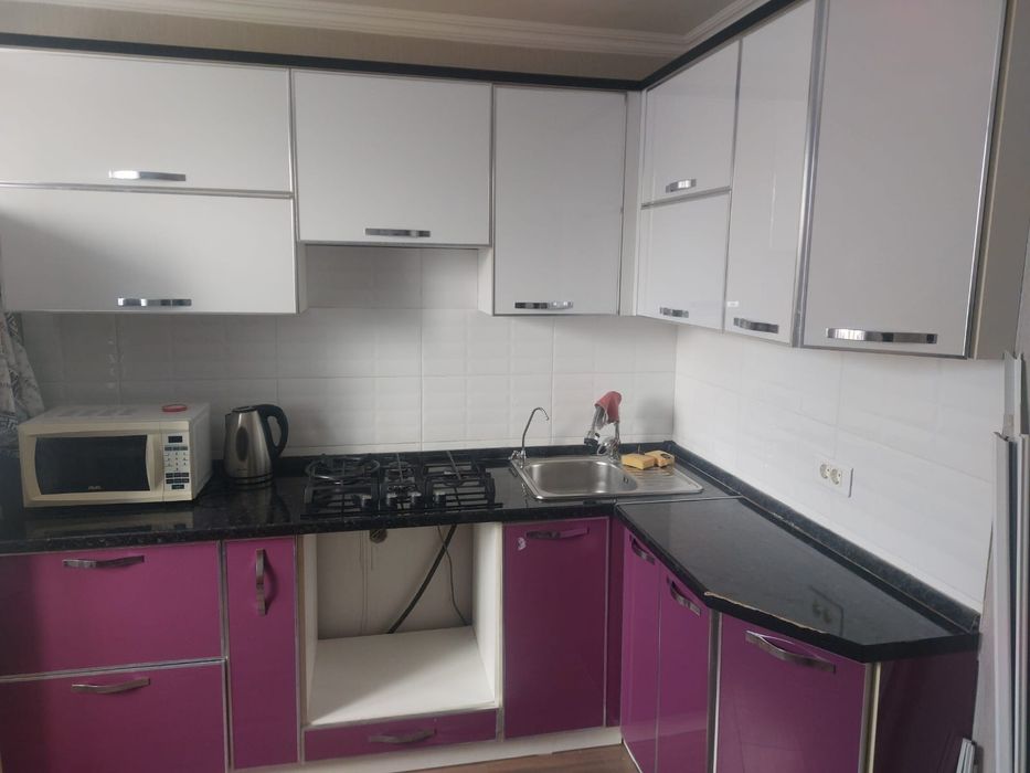 Кухонный гарнитур угловой