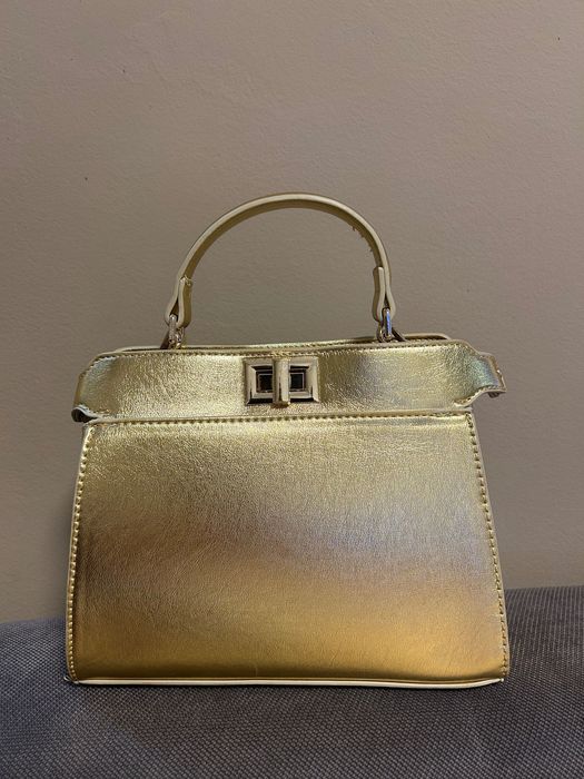 Стилна дамска чанта Jac fashion and more