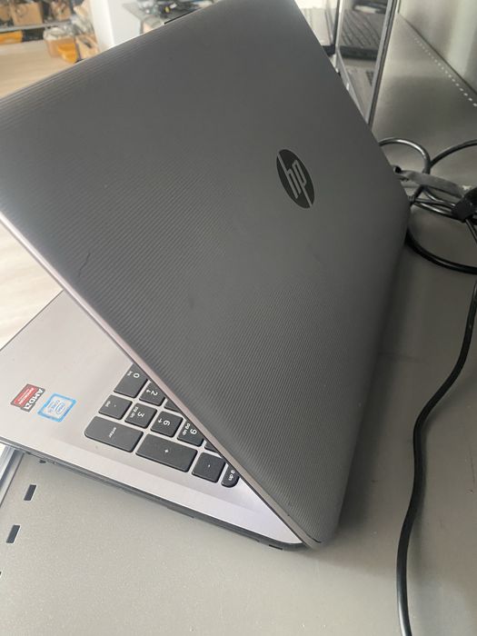 Vand laptop hp ce mai stati veniti si achizitionati