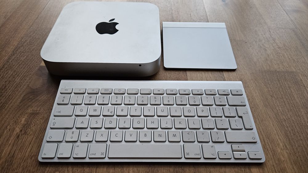 Mac Mini Apple late 2012 + keyboard + trackpad Bucuresti Sectorul 4