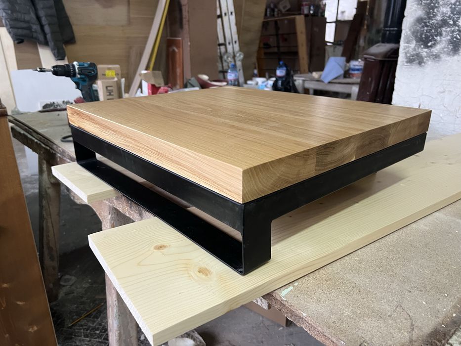 Наличен Плот за баня от масивно дърво дъб и метална стойка