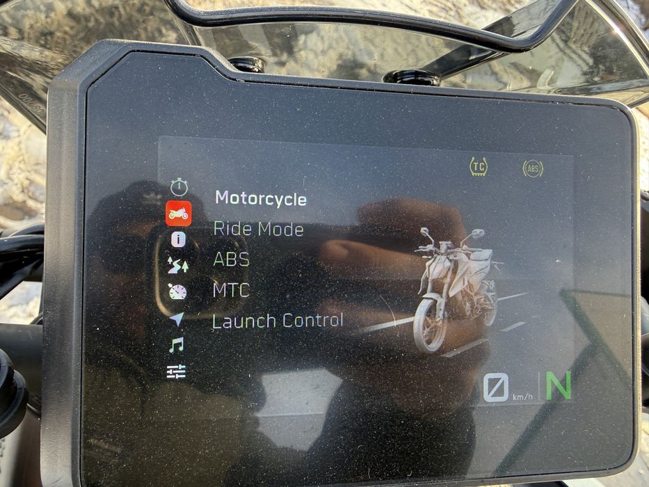 Ktm duke 390 2024  a2