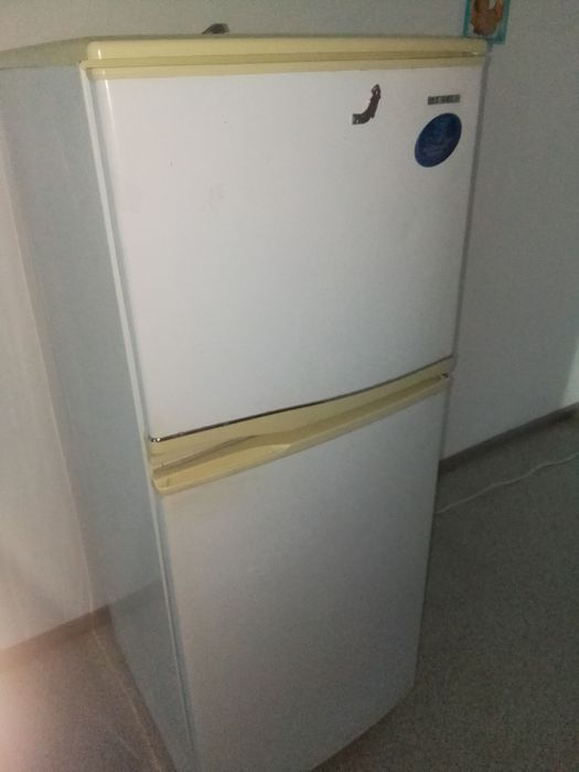 Холодильник продам
