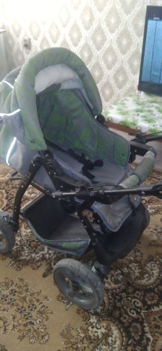 Детская коляска.