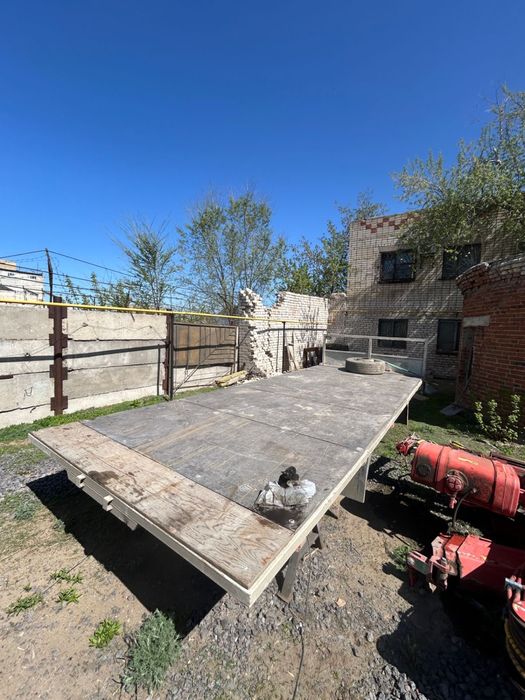 Борт на манипулятор