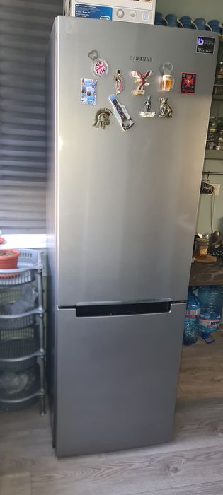 Хладилник Samsung