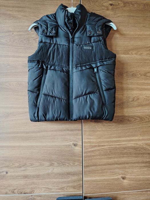 River islan елек 5/6г.