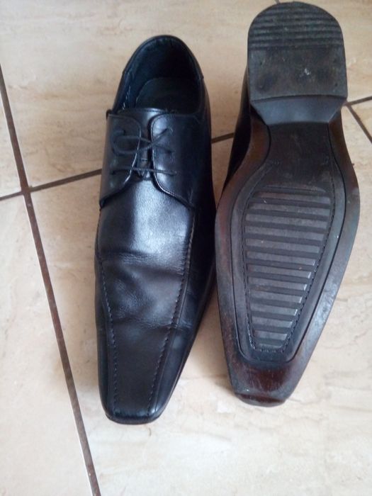 Pantofi negri marimea 42