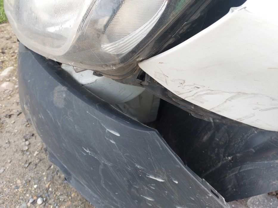 Vand Dacia Logan usor avariat an 2015, 1150 euro