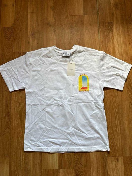 Tricou CasaBlanca cu eticheta (nu Nike, Gucci, Adidas, Balenciaga)