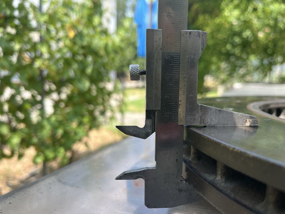 Discuri si placute frana bmw 530i