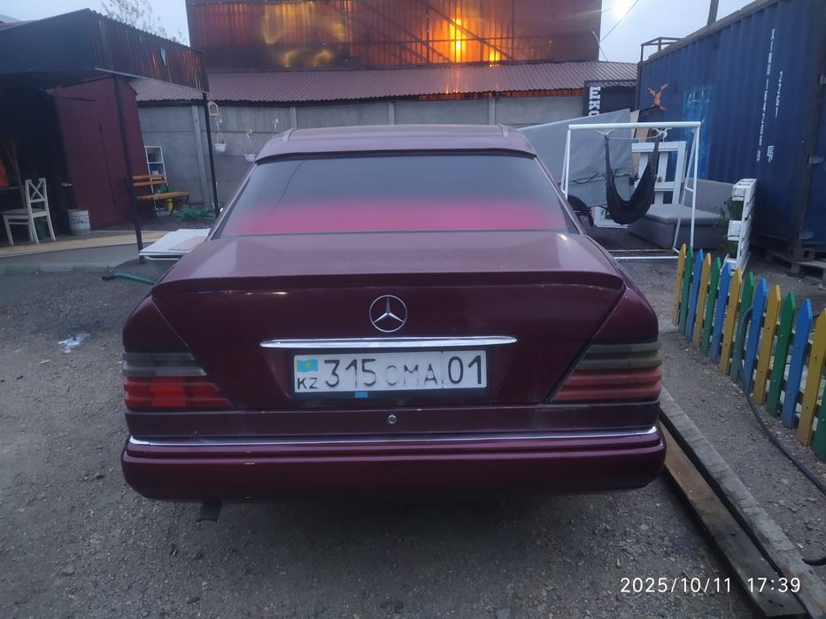 Продам мерс w124