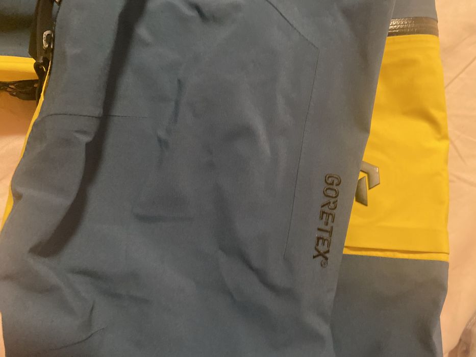 Costum snowboard Peak Performance marime s