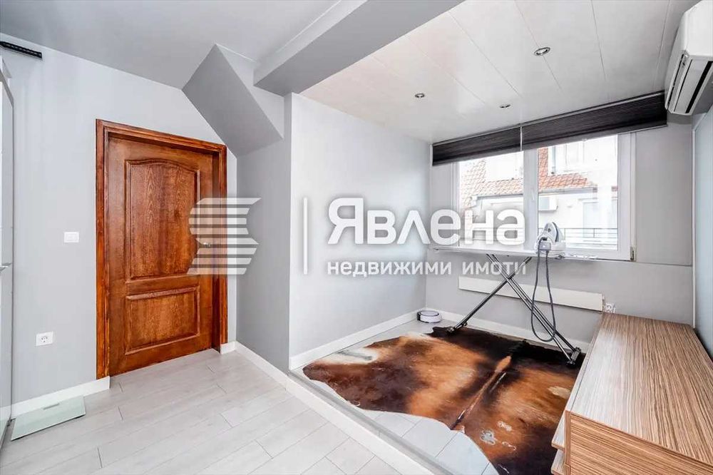 Продава се Тристаен апартамент в София, Лозенец - 98 кв.м за 1968 €/кв.м - Снимка #16
