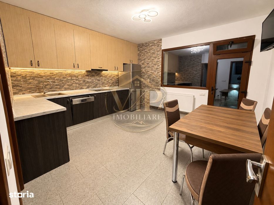 Casă Modernă Cu Piscină | 160 Mp Utili | Garaj 80 Mp