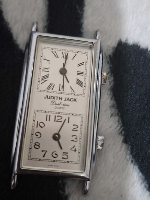Ceas Judith Jack Dual-Time Vintage  - Spectaculos - Impecabil