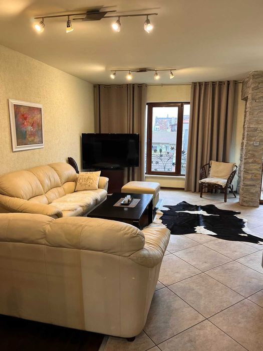 Дава се под наем Двустаен апартамент в Варна, Автогара - 80 кв.м за 586.5 € - Снимка #2