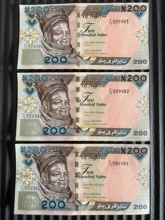 Bancnote "200 de naira nigerieni"