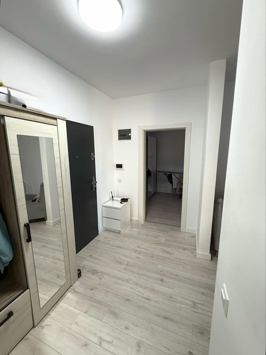 Inchiriez apartament cu 2 cam,etaj 2 / Panoramic  Res, Hotelier/CITITI ANUNTUL