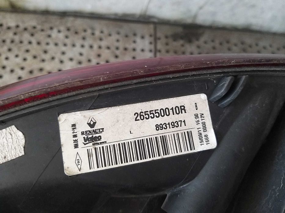 Stop tripla lampa stanga aripa renault megane 3 265550010r 89319371