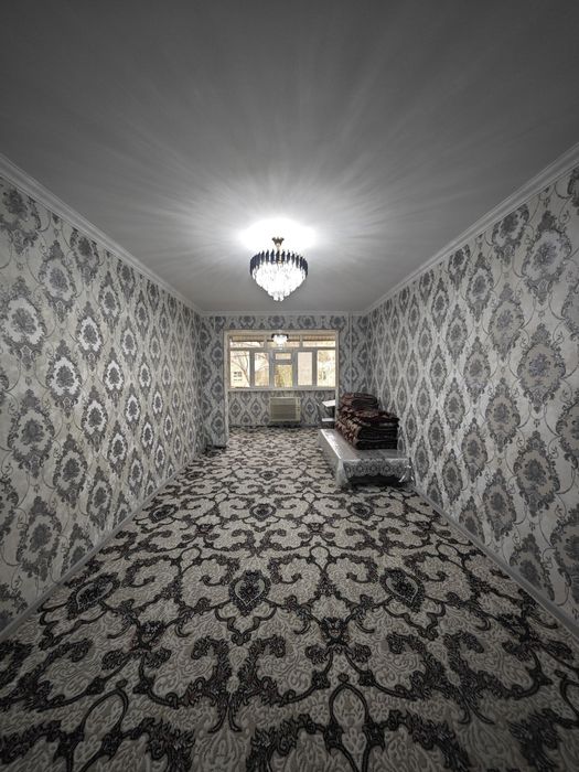 Срочно сотилади 2 хонали 3 этаж 4 этажлик дом