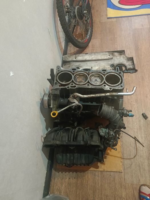 Продам по запчастями