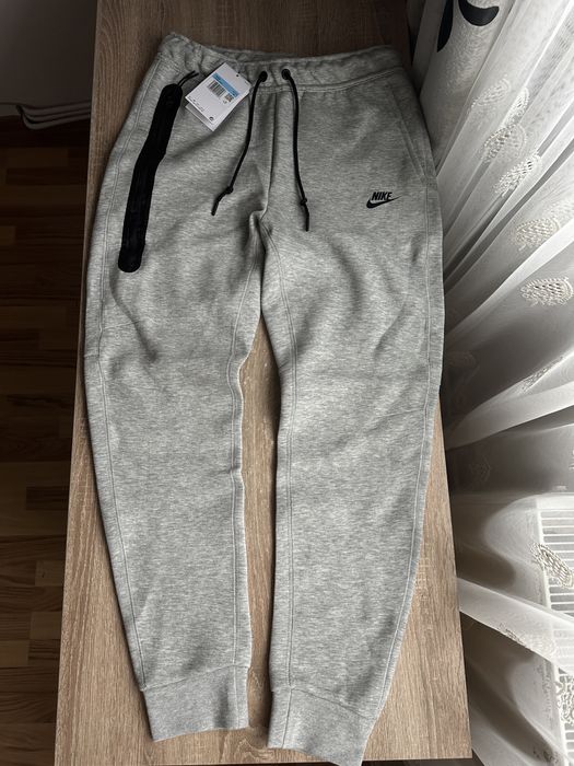 Nike tech gri full